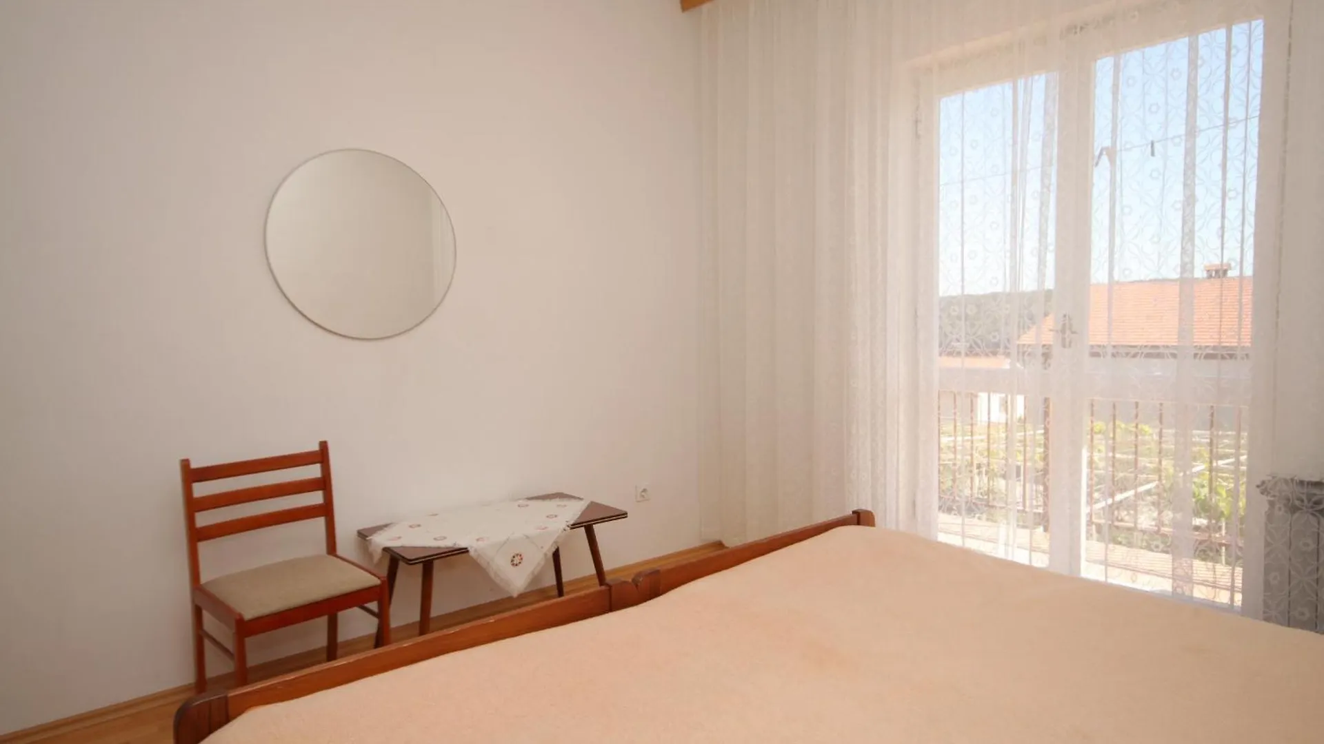 Apartments With A Parking Space Pula - 7647